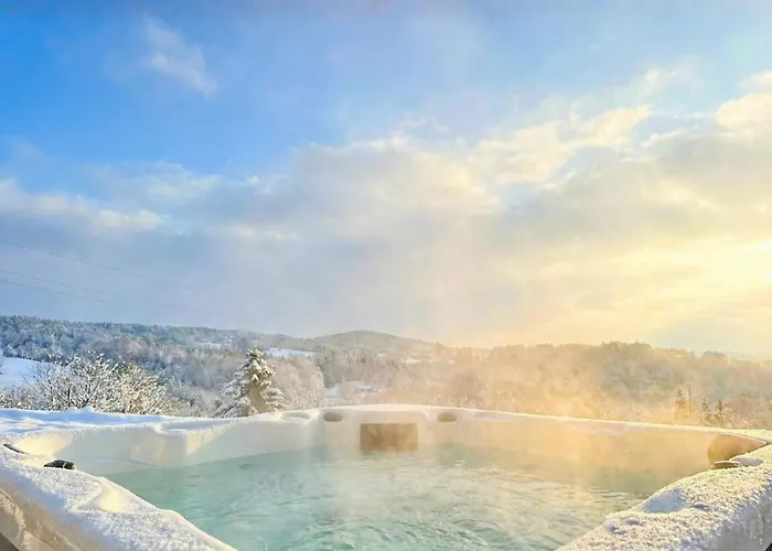 Villa The East House One *